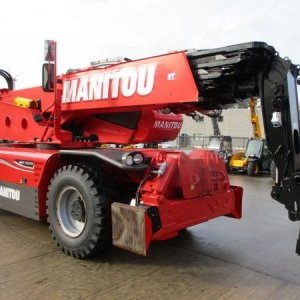 foto 32m / 5,5t manipulátor ROTO Manitou