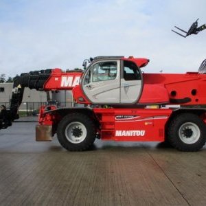 foto 32m / 5,5t manipulátor ROTO Manitou